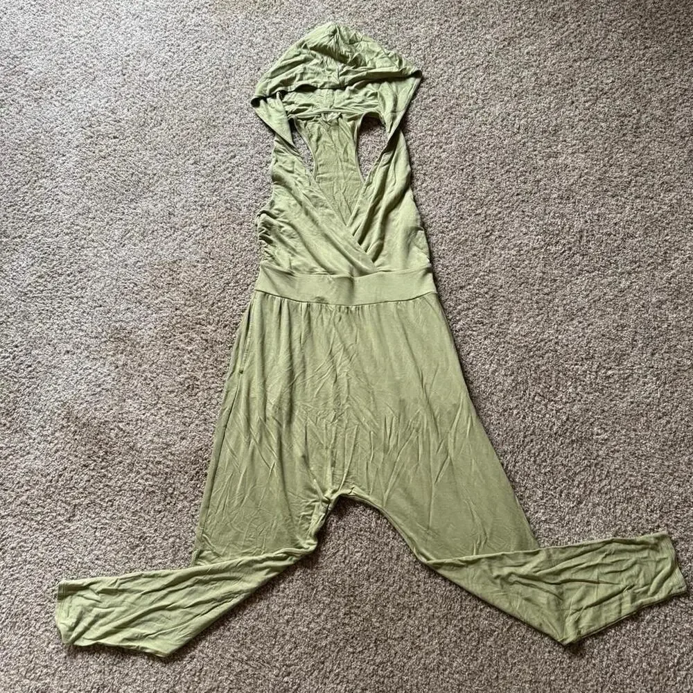 Free People Second Chance Onesie NWOT Size M Sage FP Movement - Picture 3 of 5